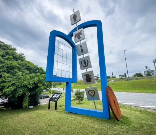 Monumento aos 250 Anos do Povoamento Açoriano