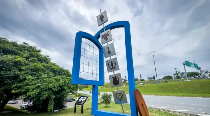 Monumento aos 250 Anos do Povoamento Açoriano