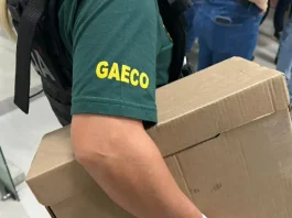 Agentes do Gaeco cumprem mandados de busca e apreensão na Operação Ubiquidade
