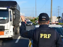 Agentes da PRF em Operação Carnaval 2026