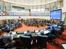 Alesc aprova projeto que concede desconto no IPVA a bons motoristas Plenário da Alesc onde deputados aprovaram Projeto de Desconto no IPVA