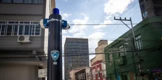 câmeras de videomonitoramento instalada no centro de Florianópolis