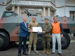 Cerimônia de transferência do blindado Urutu do Exército Brasileiro para a Polícia Militar de Santa Catarina.