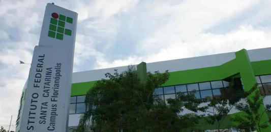 Programa Partiu IF 2026 abre 920 vagas no IFSC Fachada do Câmpus Florianópolis-Centro do IFSC, onde ocorre o Programa Partiu IF 2026