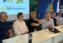 João Rodrigues formaliza aliança com MDB, PP e União Brasil para governo de SC João Rodrigues em reunião com representantes do PP, MDB e União Brasil