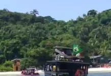 Homem sofre mal súbito em embarcação na Ilha do Campeche e morre Embarcação próxima à praia da Ilha do Campeche, em Florianópolis, local onde um homem sofreu mal súbito e recebeu atendimento de resgate.