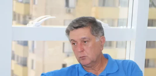 Prefeito Topázio Neto