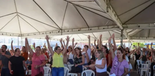 Servidores em Assembleia Geral do Sintram-SJ
