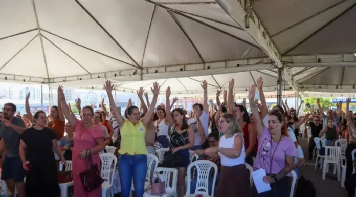 Servidores em Assembleia Geral do Sintram-SJ