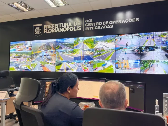 centro-de-operacoes-integradas-transito-de-florianopolis Centro de Operações Integradas gerenciando o trânsito de Florianópolis