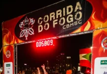 Atletas na chegada da Corrida do Fogo