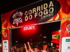 Atletas na chegada da Corrida do Fogo