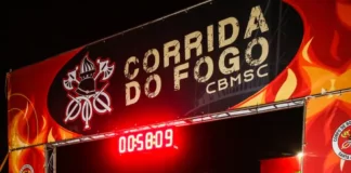 Atletas na chegada da Corrida do Fogo