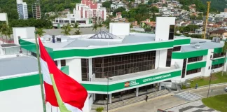 Centro Administrativo, onde os recursos do orçamento de Santa Catarina são administrados