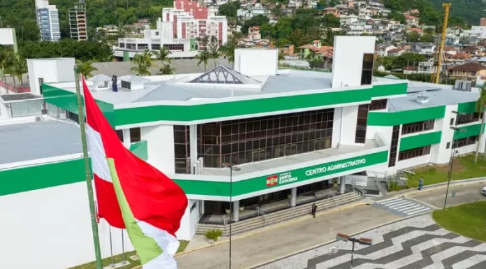 Santa Catarina projeta R$ 63,9 bilhões em receitas e despesas para 2027 Centro Administrativo, onde os recursos do orçamento de Santa Catarina são administrados