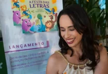 Autora Maíra Pavan com seu livro “Festa das Letras",participa da Semana do Livro Infantil de Florianópolis