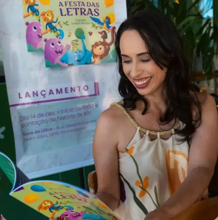 semana-do-livro-infantil Autora Maíra Pavan com seu livro “Festa das Letras