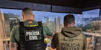 Agentes da polícia civil e polícia militar durante Operação Proxies