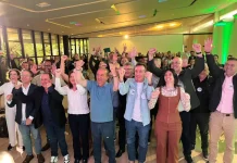 Republicanos SC abre preparação para 2026 e reafirma apoio a Jorginho Mello Lideranças do Republicanos de Santa Catarina ao lado do governador Jorginho Mello durante evento de preparação para as eleições de 2026 em Florianópolis.