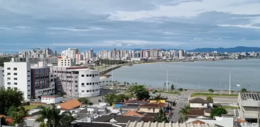 Foto aerea de São José, representando o avanço na implantação da Cidade inteligente