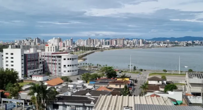 Foto aerea de São José, representando o avanço na implantação da Cidade inteligente