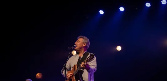 Luiz Meira no palco do Sexta Jazz AF
