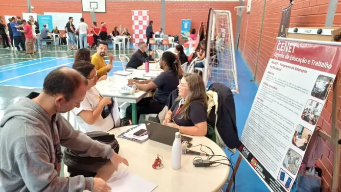 feirão de empregos pcd Pessoas participando do Feirão de Empregos para PcD