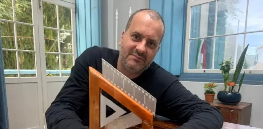 Filme produzido em São José conquista prêmio em festival nacional de cinema Jefferson Bittencourt, roteirista do filme produzido em São José que recebeu prêmio no Fest Cine Rondon