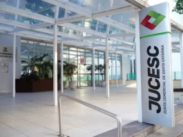Prédio da JUCESC onde foi implantado o sistema de inteligência artificial para os processos
