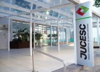 Jucesc reduz em 31% tempo de análise com Inteligência Artificial Prédio da JUCESC onde foi implantado o sistema de inteligência artificial para os processos