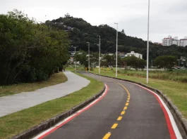 Foto da ciclovia da orla na Via Expressa Sul