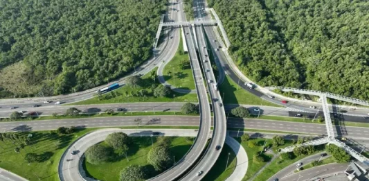 Começa obra do novo elevado do CIC em Florianópolis com investimento de R$ 33 milhões Vista aérea da região onde será construído o novo elevado do CIC, em Florianópolis. A obra vai reorganizar o fluxo entre o Itacorubi e a SC-401 para melhorar a mobilidade e a segurança no trânsito.