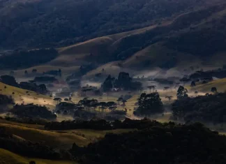 paisagem de propriedade na serra catarinense destacando para a onde de frio que atinge Santa Catarina