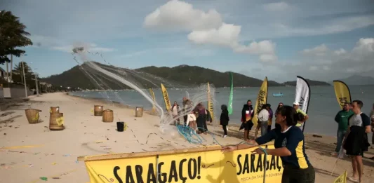 Participantes do Saragaço, competindo em provas da gincana cultural