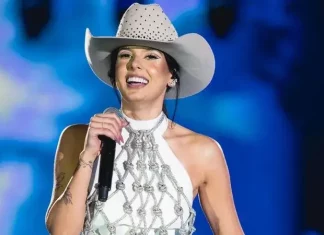 Ana Castela em apresentação