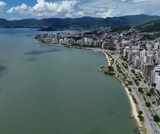 Foto da Beira-Mar Norte onde será construido o Parque Urbano e Marina Beira-mar Norte