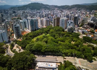 Parque da Luz recebe revitalização completa e nova iluminação em Florianópolis Foto do Parque da Luz em Florianópolis