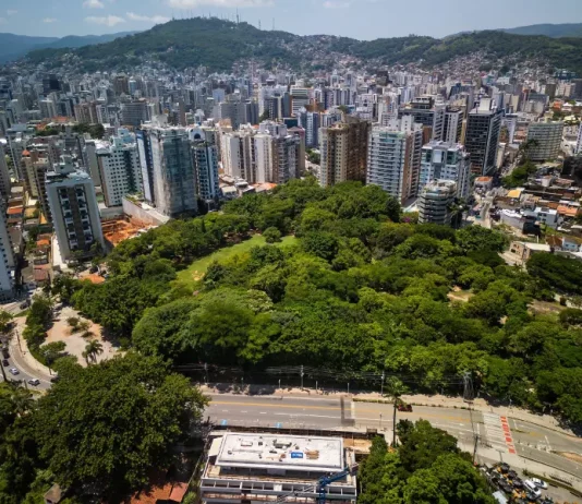 Parque da Luz recebe revitalização completa e nova iluminação em Florianópolis Foto do Parque da Luz em Florianópolis