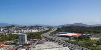 Vista da BR-101 em São José