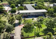 Foto do prédio da Secretaria da Agricultura de SC