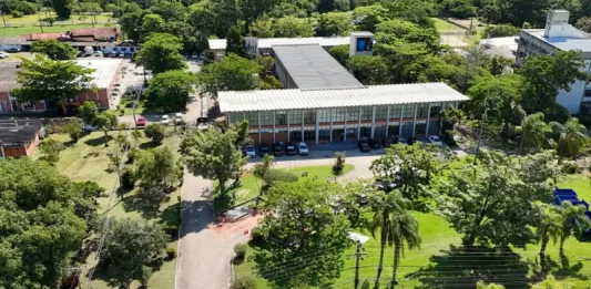 Secretaria da Agricultura de SC abre concurso com 20 vagas Foto do prédio da Secretaria da Agricultura de SC