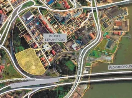 Bens públicos avaliados em R$ 175 milhões vão a leilão na Grande Florianópolis nesta quinta (30) Mapa de terreno colocado a venda em Leilão de bens públicos na Grande Florianópolis