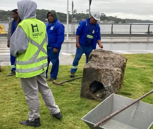 Florianópolis encontra vestígios da antiga Estação Radiotelegráfica da Lagoa da Conceição Foto do achado arqueológico na Lagoa da Conceição