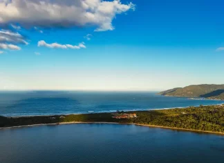 Foto da Lagoa do Peri o nde inicia a programação do Go Blue