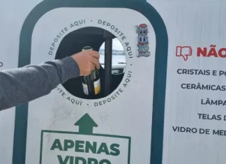 São José recicla 116,5 toneladas de vidro no primeiro semestre de 2026 Ponto de coleta de reciclagem de vidro em São José