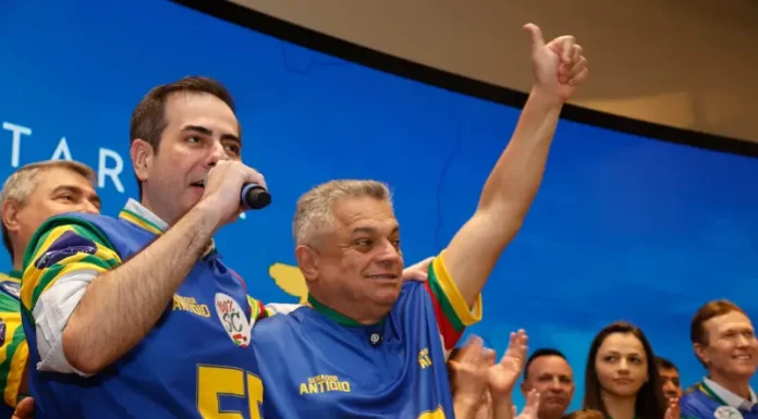 PSD oficializa João Rodrigues como candidato ao Governo de Santa Catarina João Rodrigues na convenção do PSD Santa Catarina