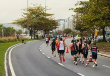 Maratona Internacional de Floripa movimenta a capital neste fim de semana Atletas participando da Maratona Internacional de Floripa
