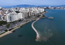 Parque Urbano e Marina Beira-Mar Norte completam um mês de obras com mais de 20% de avanço físico Foto das obras do Parque Urbano e Marina Beira-Mar Norte em Florianópolis