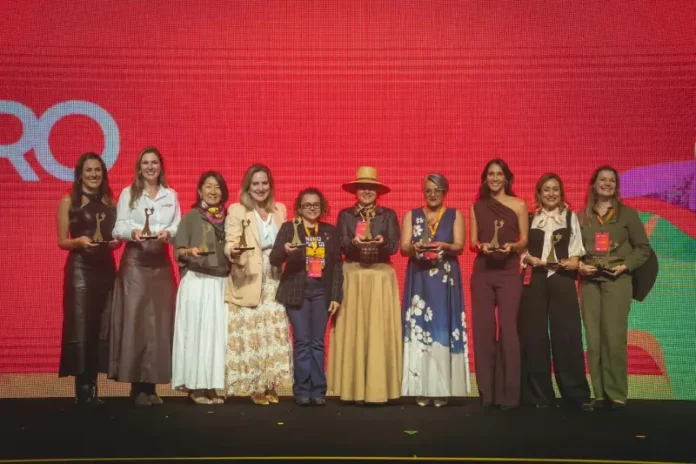 Prêmio Mulheres do Agro 2026 (1) Vencedoras da 9ª edição do Prêmio Mulheres do Agro durante cerimônia de premiação