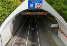 Túnel do Morro do Boi terá bloqueios para manutenção dos jatos ventiladores Foto da entrada do Túnel do Morro do Boi